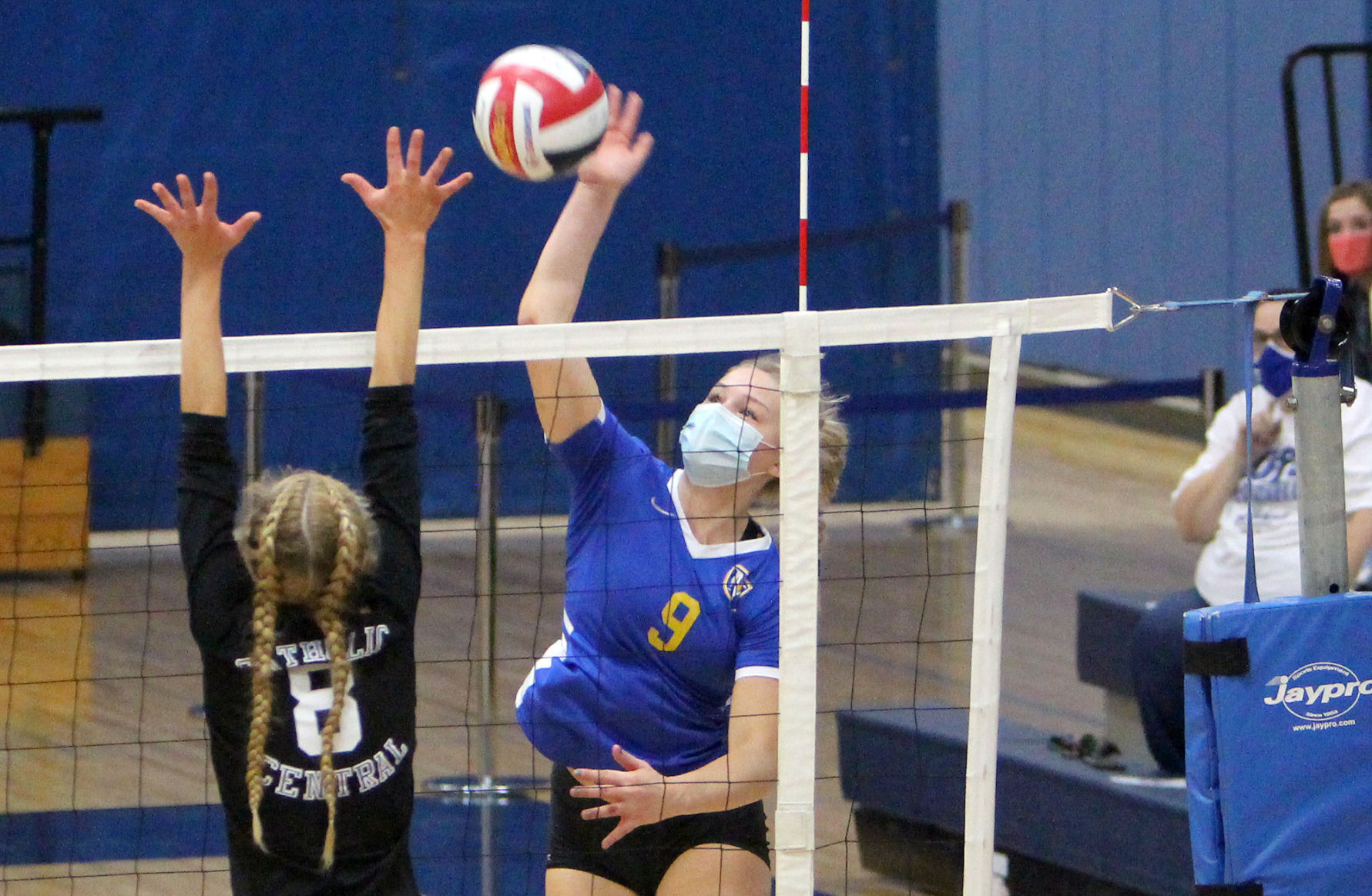 McDonell volleyball vs Catholic Central at Division 4 state championship 11-7-20